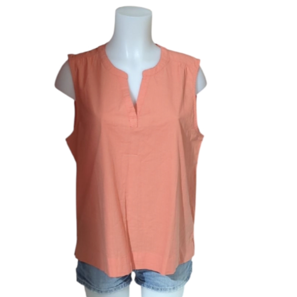 Size L Bass Pro Shops Pink Sleeveless Blouse V-Neck NWOT